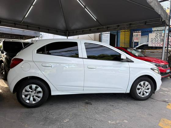 CHEVROLET ONIX 1.0 MPFI LT 8V FLEX 4P MANUAL CHEVROLET ONIX 1.0 MPFI LT 8V FLEX 4P MANUAL